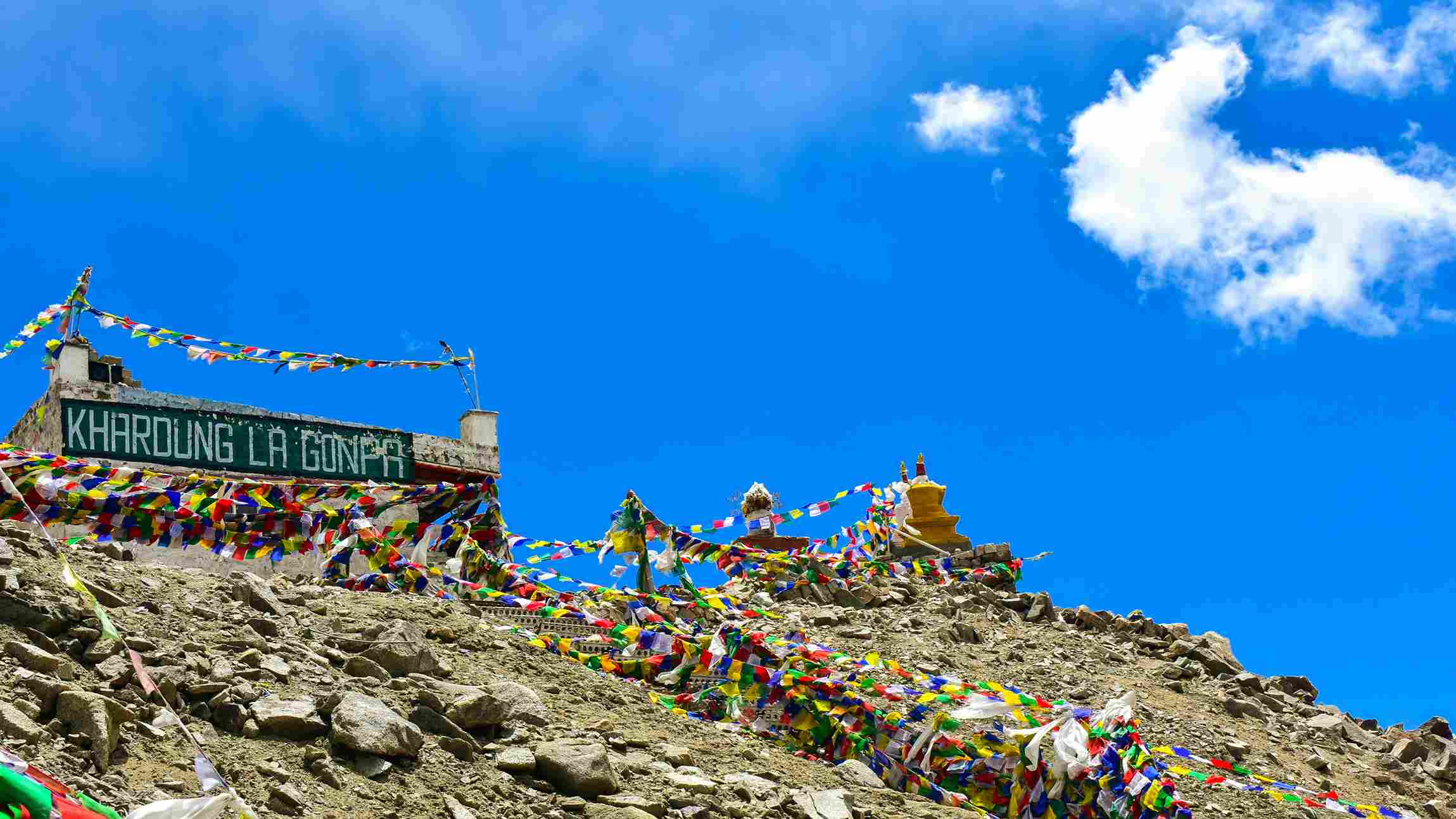 Defeat the Great Khardung La.