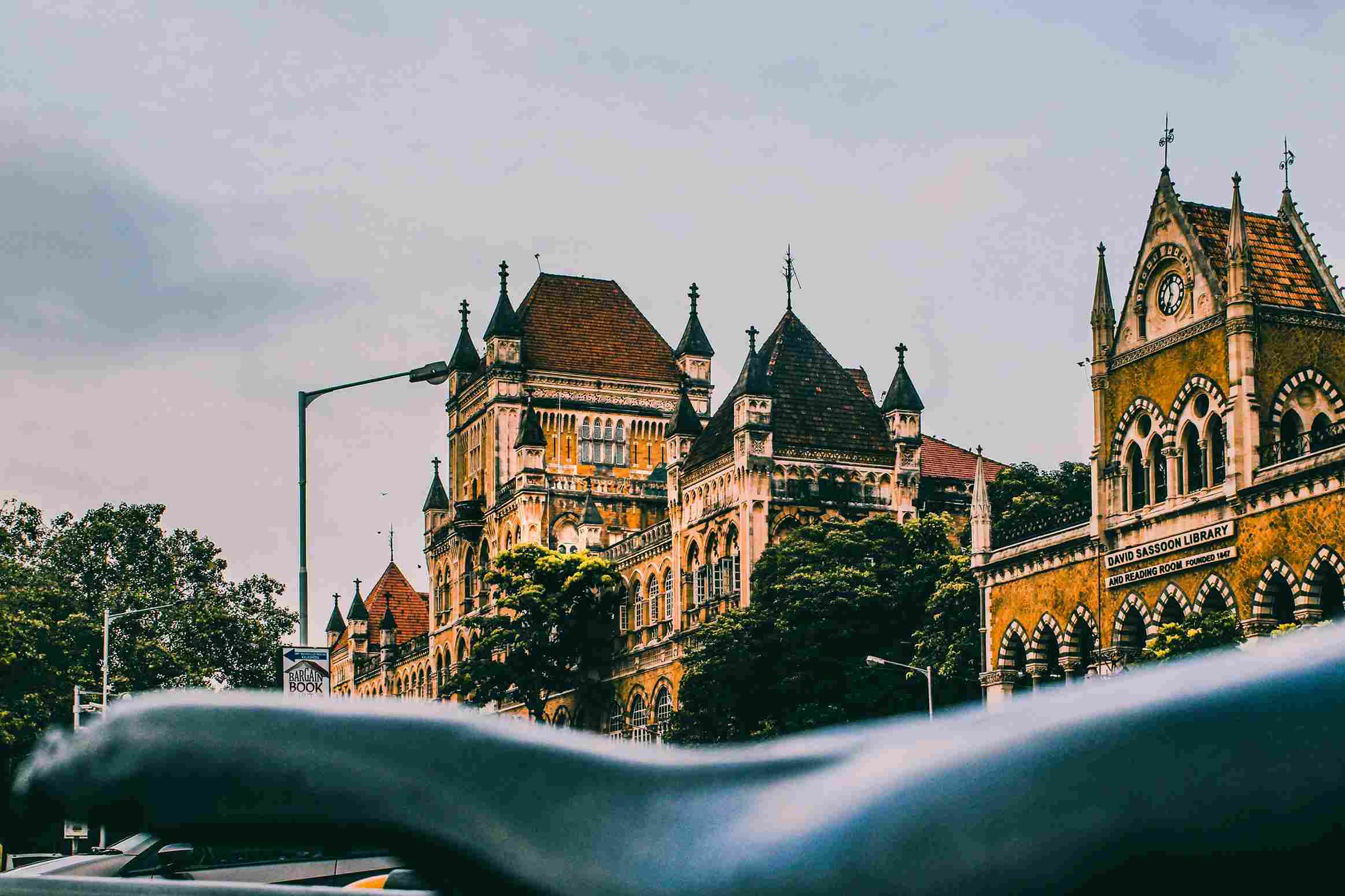 Iconic Landmarks Must Visit Attractions of Mumbai