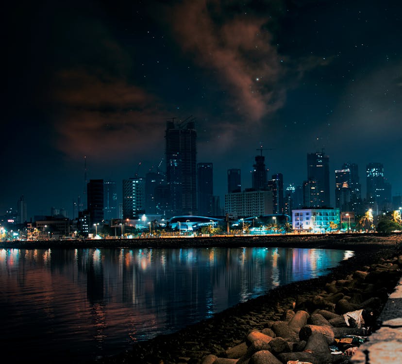 The Queen's Necklace at Night