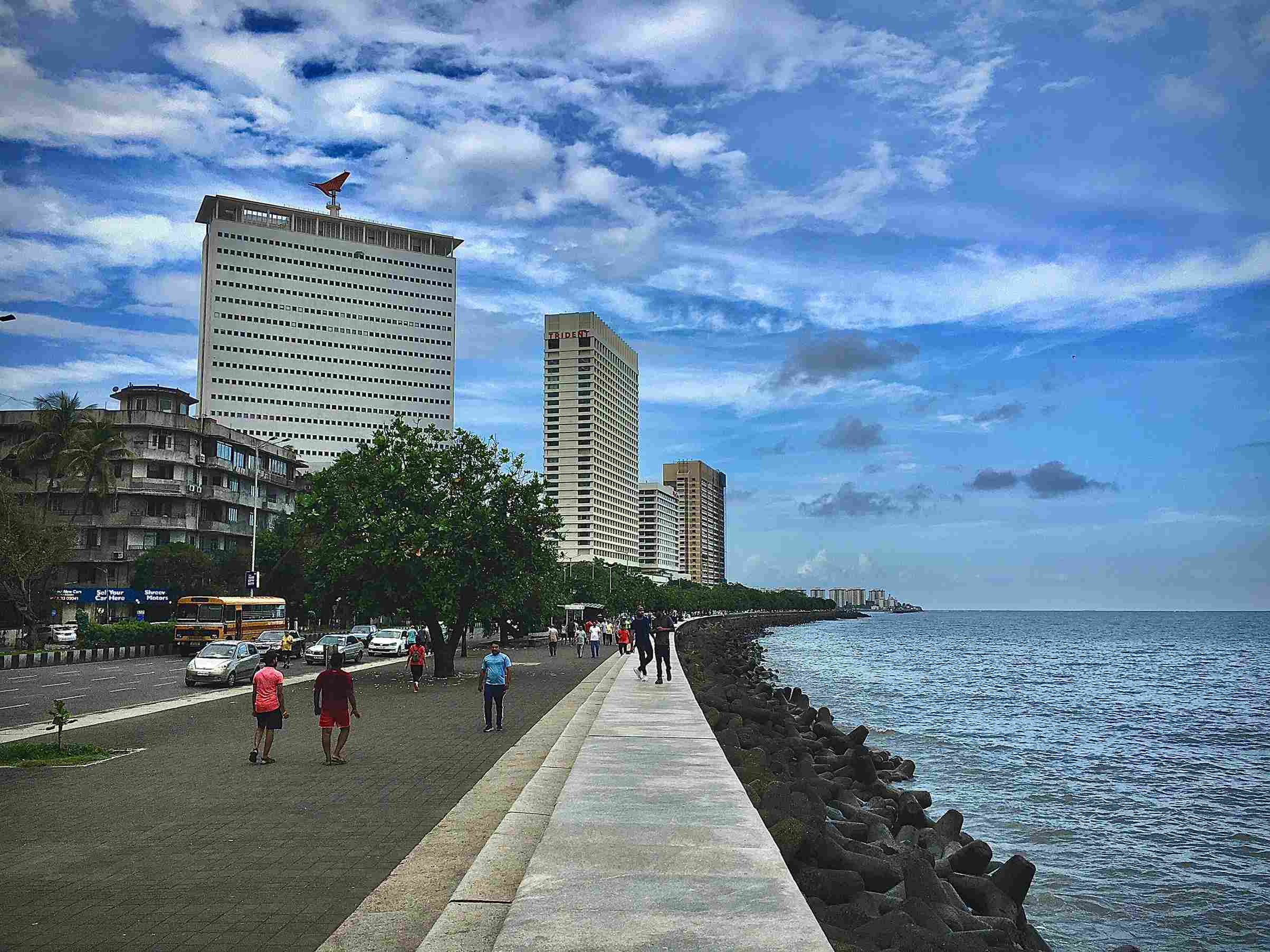 Tips for UK Travelers Visiting Marine Drive